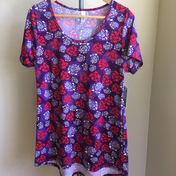 LuLaRoe Tops - LulaRoe Classic T NWT with Red and Purple Roses